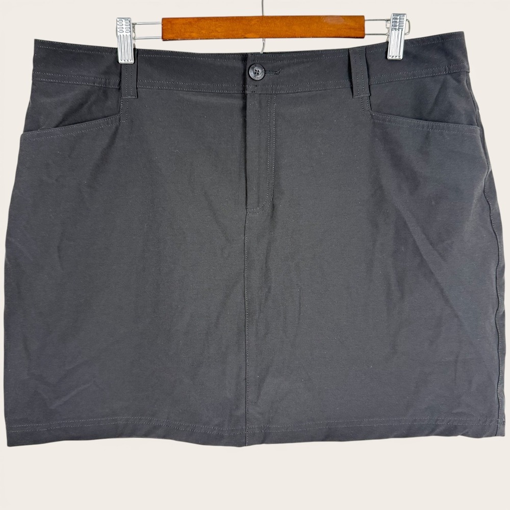 Eddie Bauer Travex Women's Skort Size 16 Black Hiking Travel Active Tennis